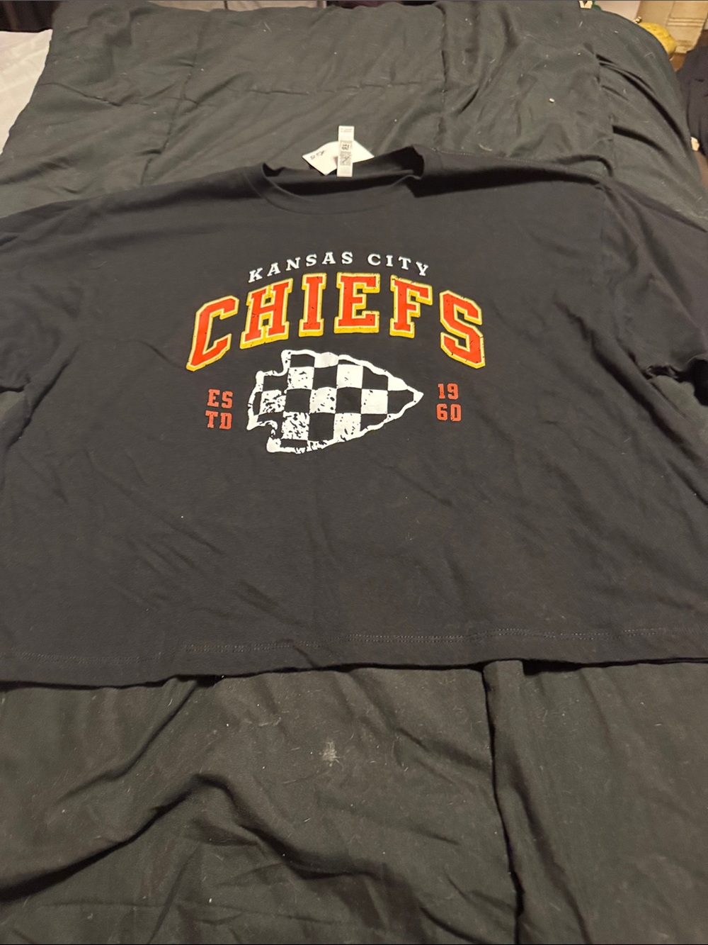 Chiefs cropped black tshirt size 2x